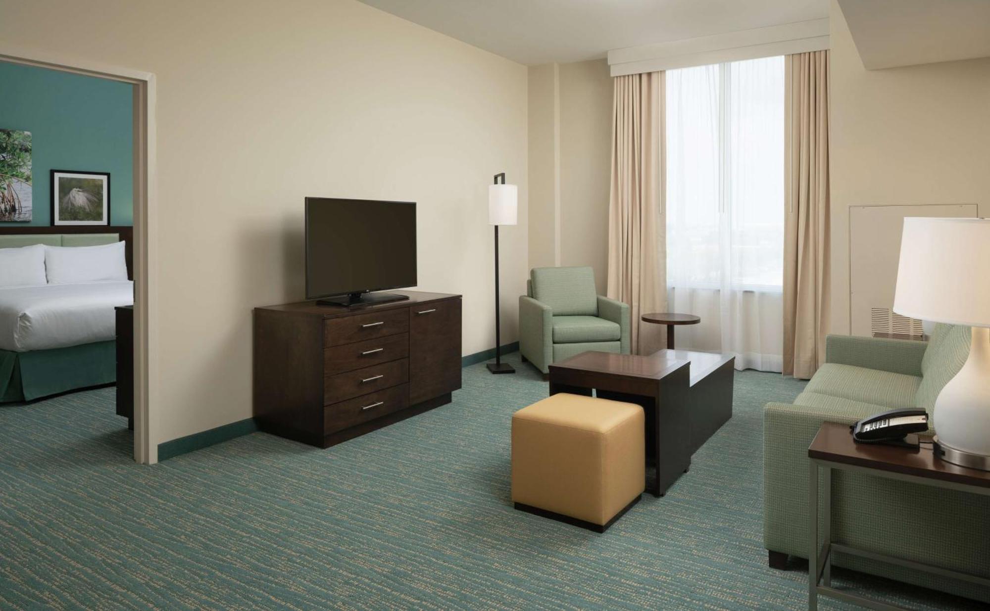 Doubletree By Hilton Miami Doral Hotel Sweetwater Buitenkant foto