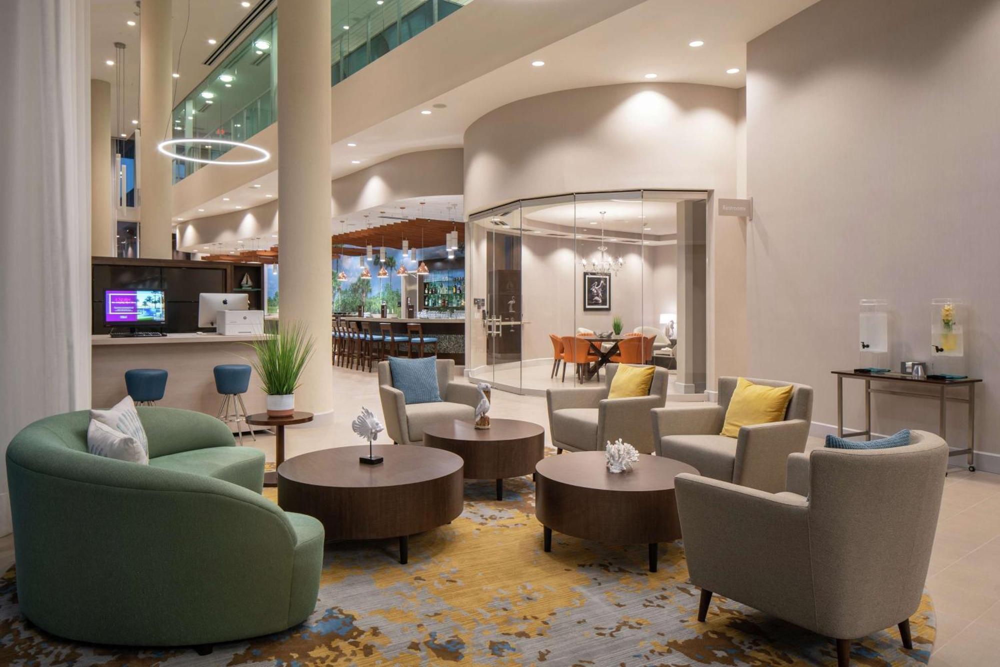 Doubletree By Hilton Miami Doral Hotel Sweetwater Buitenkant foto